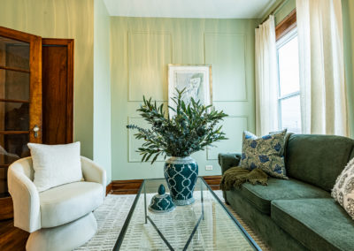The Vivian Suite living room