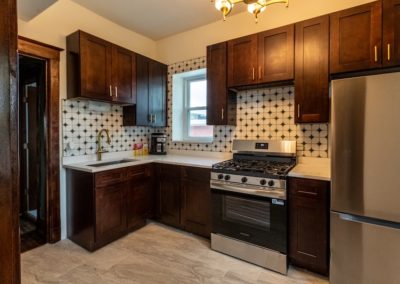kitchenette in reed suite